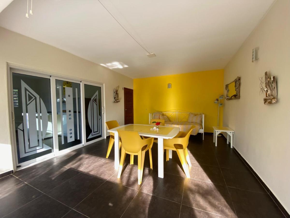 Don Genaro Apartments Barber エクステリア 写真