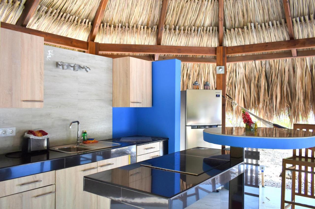 Don Genaro Apartments Barber エクステリア 写真